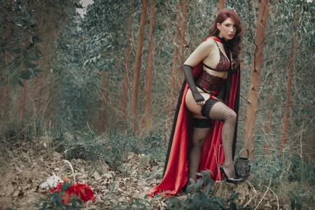 sexy in the enchanted forest od DannieSmith1  7 snímek