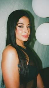 AlyssaDeanのBeauty faceの 3枚の写真