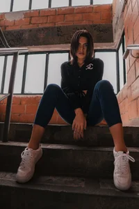 _Vahos_: Annie Daily ( 9 фото)