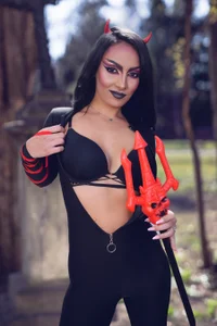 My evil and naughty side od NovaDiamond  7 snímek