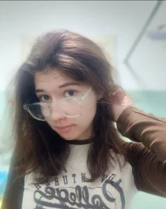 Hey, honey, check out my new teacher's glasses de MarilynMun  photos