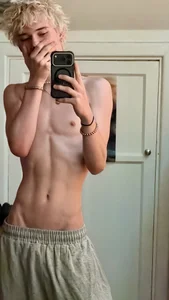 miles-webbxx Public Pic 8