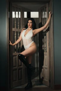 MaddisonLowe Public  4টি ছবি