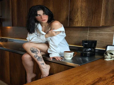 AmeliaNaughty_ Public Pic 5