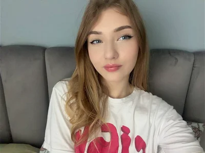 AveryBerkson me me Pic 5