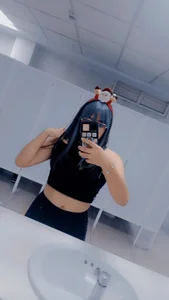 ZoeSkyee_ Public Kuva 4