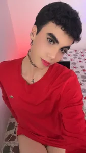 Kheyler_1 Mm, do you like my red outfit?❤️ Pic 2