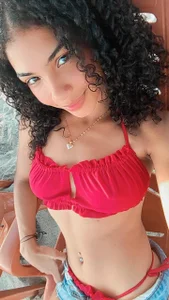 CurlyBitch's photo
