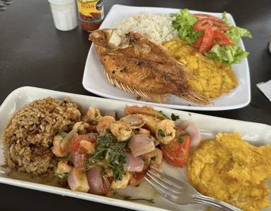 my vacation 🏝️🔥😍 de ISABELLA_020  Imagens