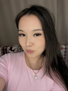 AlberthaEscue no comment Pic