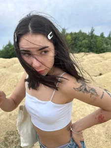 YokoKoko_ nature and me 🍃🌷🌾 Pic 3