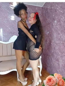 LoliiKim_ Public Foto 3