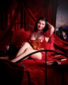 Bella_Sumers: Happy Valentine's Day, much love to all ( 7 фото)