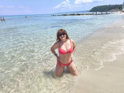 ElektraShine29 beach time Pic 5