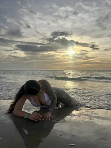 Mia_PalaciossのI'm happiest at sea 🏖️😎🥰の 6枚の写真