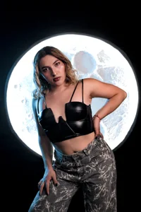 TomLondon_ Happy New Year 2026  4টি ছবি