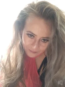 magenta_maturr New dress Pic 2