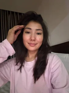 LindaHernandez While it's raining outside зображення 2
