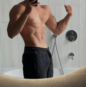 Chrisx6mPublic图片