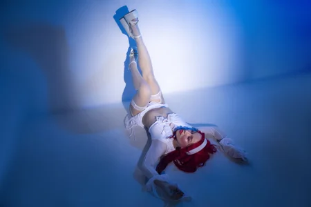 seductive and cute woman od AbellaFox_  snímek