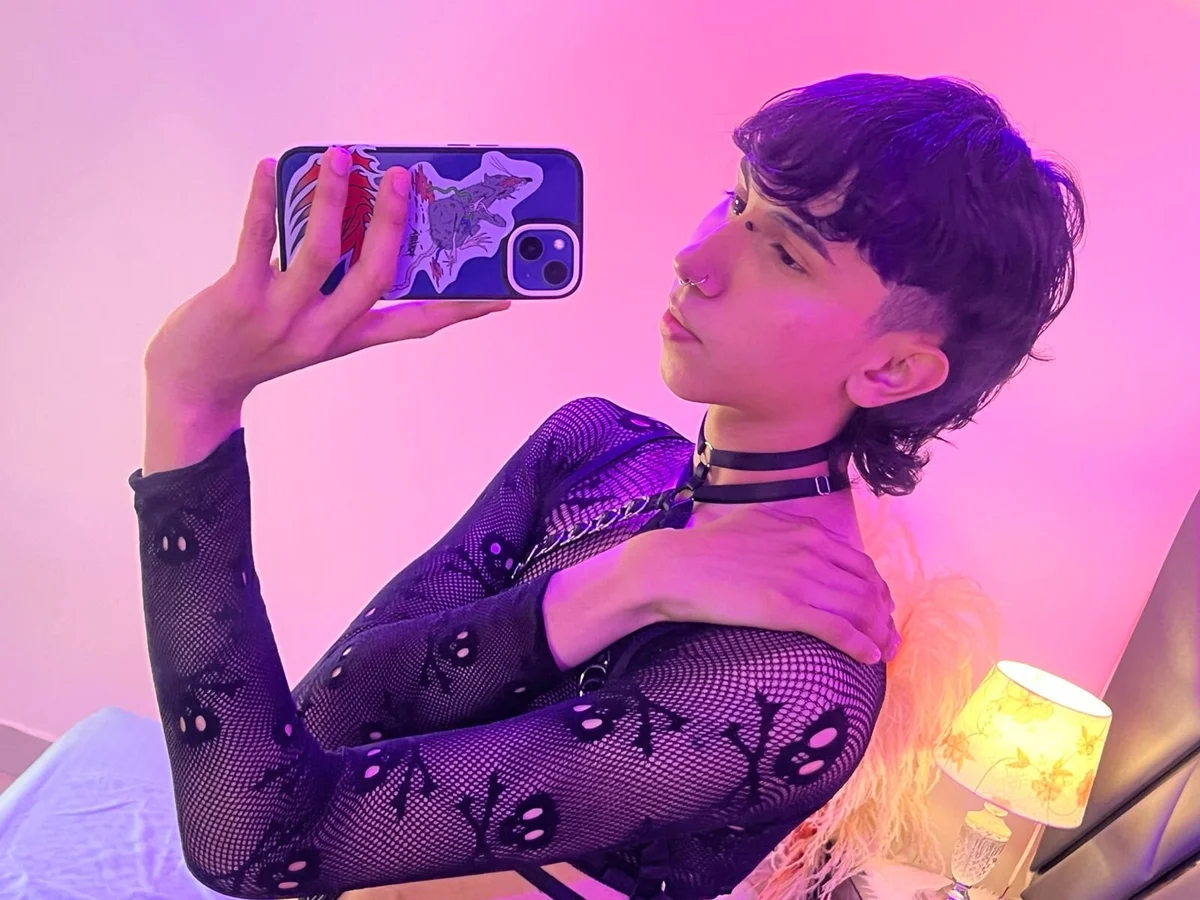 Milan_LewisS Poză populară 9089