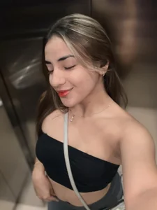 Bella-Saint YOUR FAVORITE GIRL ❤️ Kuva 2