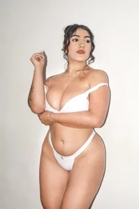 PaulinaDuarte What lingerie do you like the most? Foto