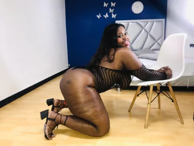 exotic_karmella naughty girl Pic