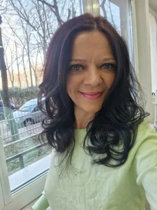 Lissabeta New look Poză