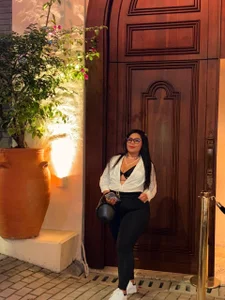 kiana_cream In a cute place 🍓 Pic 6