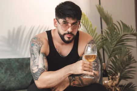 Petesevans An intellectual man Bilde 3