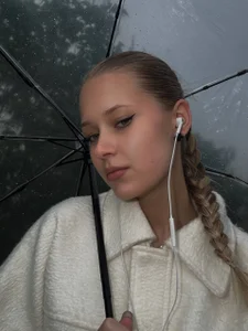 ZaidaSchwarten Wetty day 💦 사진 2