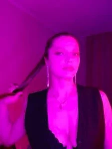 SherryMoss Purple Light make me naughty Pic
