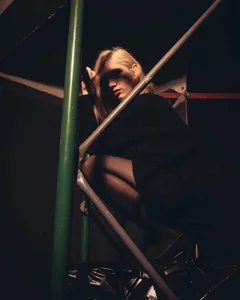 Naomi_Blondie Sexy Photoshoots Pic 4