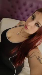 CurvyNattasha Public slika