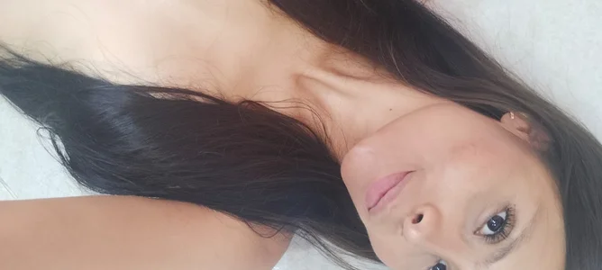 liz_cat97_ black thong Pic 3