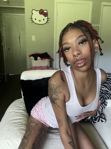 smileysinsxo Public Pic 3