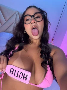 SussieRogers Make me your B*tch 😈 รูป  3