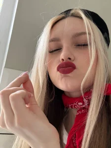 CherieSprinzl Frenchwoman  5. fénykép