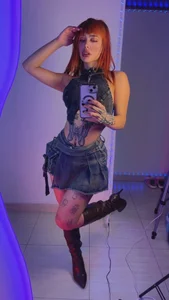 ScarlettRusso1your favourite redhead 🧡图片 5