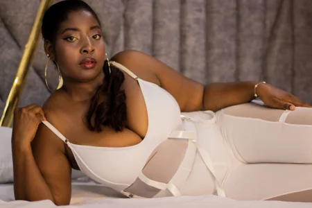 Public de April_Bellini  4 Imagens