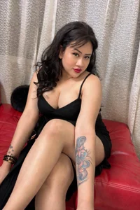 Saloni_slut Public Immagine  6