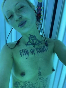 🔥🔥🔥Solarium🔥🔥🔥 od Tattoo__Moon  9 snímek