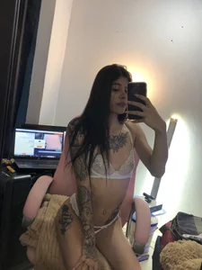 daniigarcia: Danii ( 2 фото)