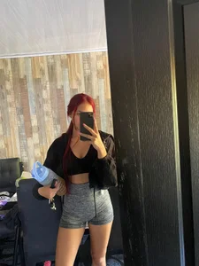 Oliviasims Public Pic 5