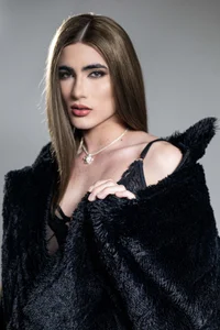 JESSI_NAOMI glam shoot Gambar 3