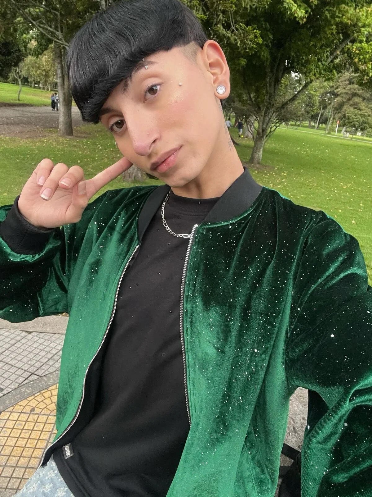 صور slim_tian الرائجة  7609