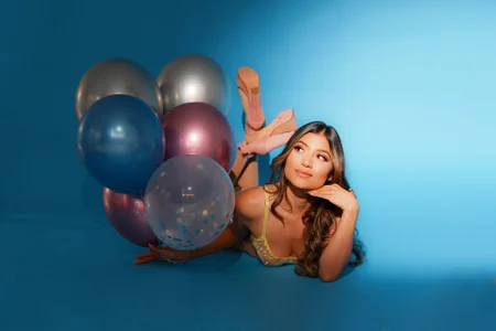 Alejandhra_ Bday Girl Pic 5