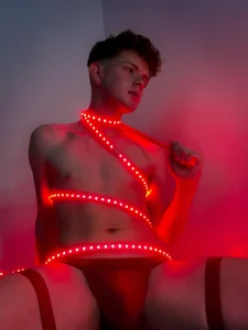 Horny de chris_red18 Foto 3