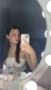 ElenaMariee i AM 😌 Pic